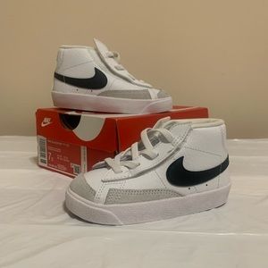 Nike Blazer Mid ‘77 (TD). White/Black